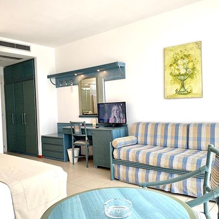 Palace Hotel Regina Bibione Ruang foto