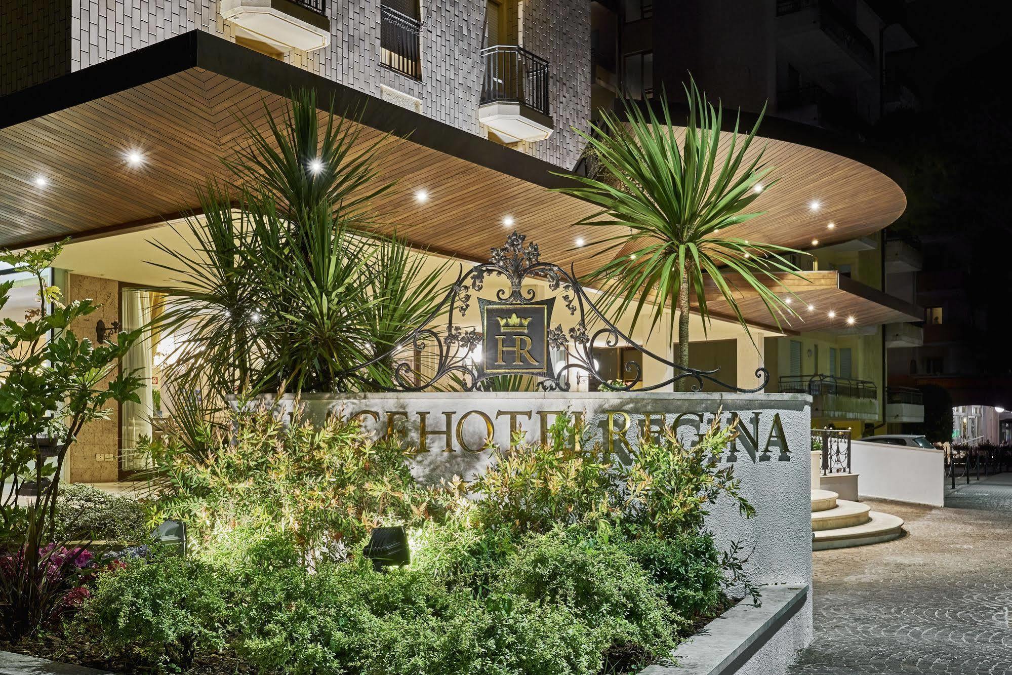 Palace Hotel Regina Bibione Bagian luar foto