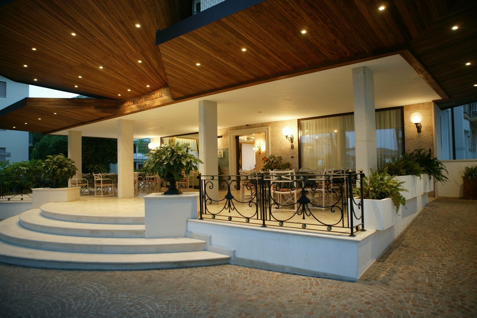Palace Hotel Regina Bibione Bagian luar foto